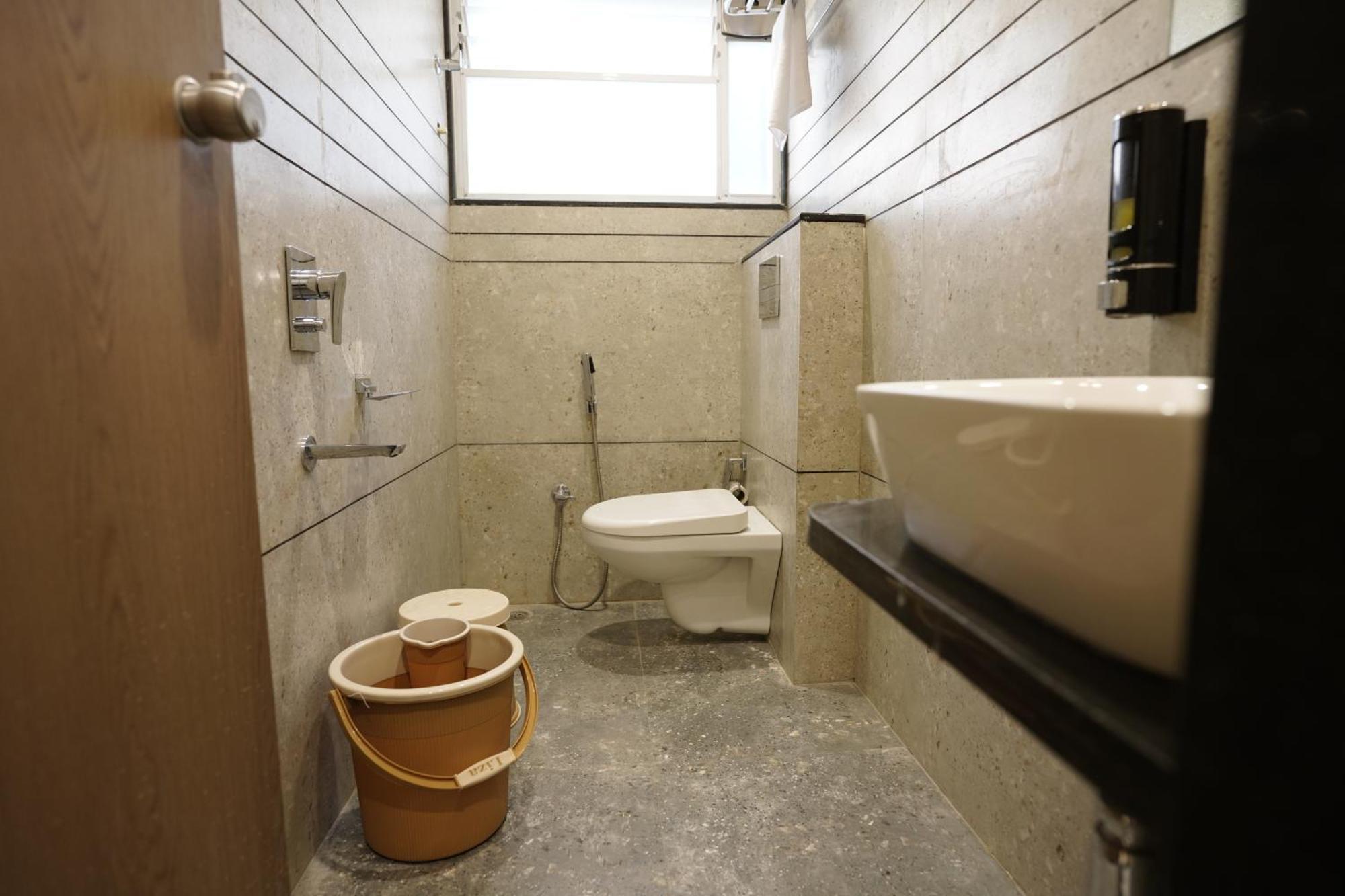 A Square Executive Hotel 아우랑가바드 외부 사진
